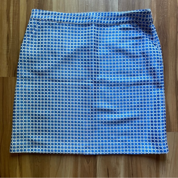 Brooks Brothers Dresses & Skirts - 346 Brooks Brothers Blue and White Patterned Skirt 14 EUC